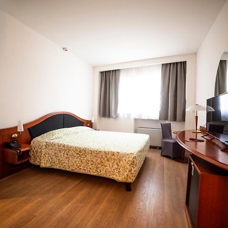 Hotel Donizetti Lallio Ngoại thất bức ảnh