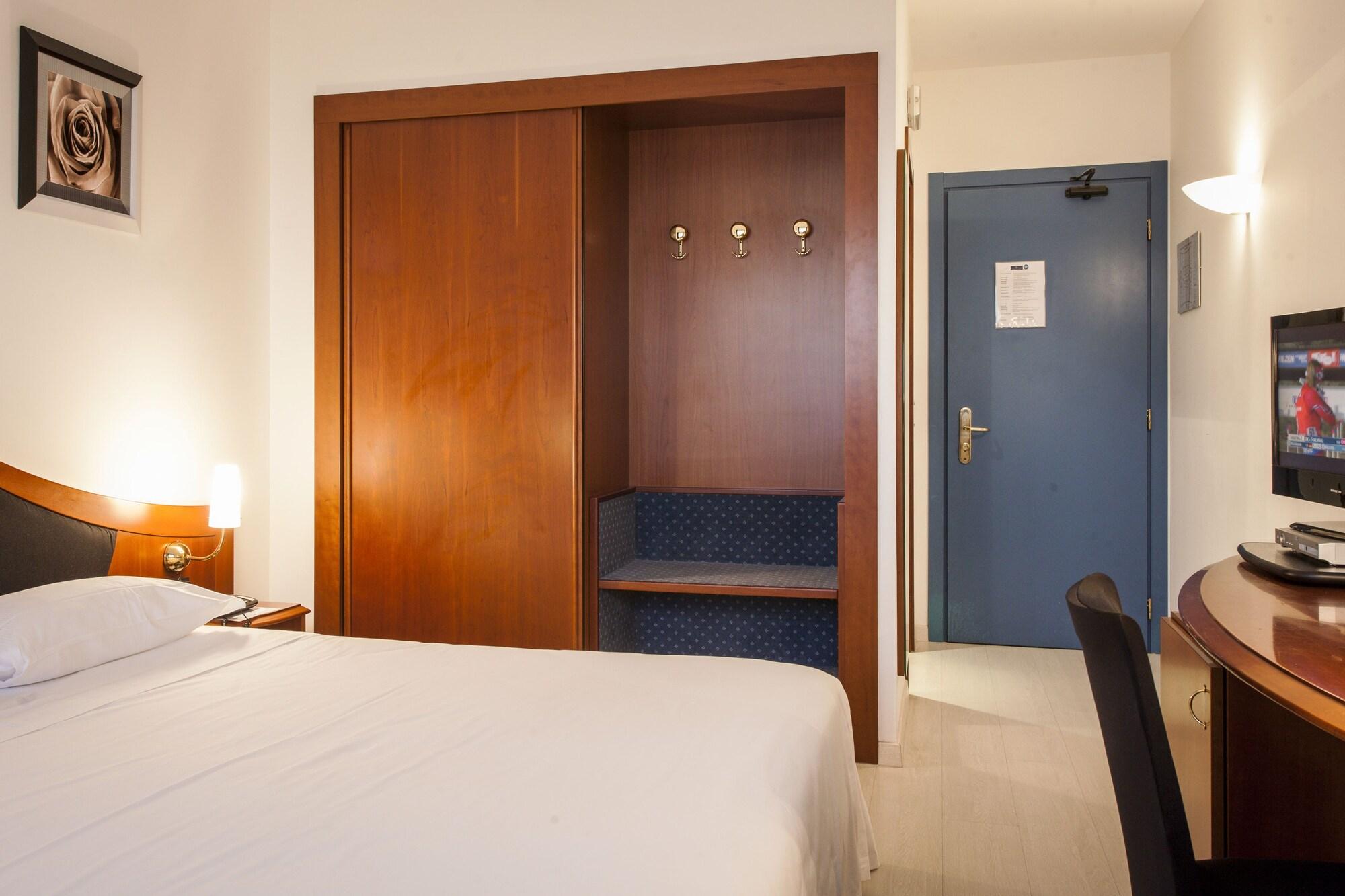 Hotel Donizetti Lallio Ngoại thất bức ảnh