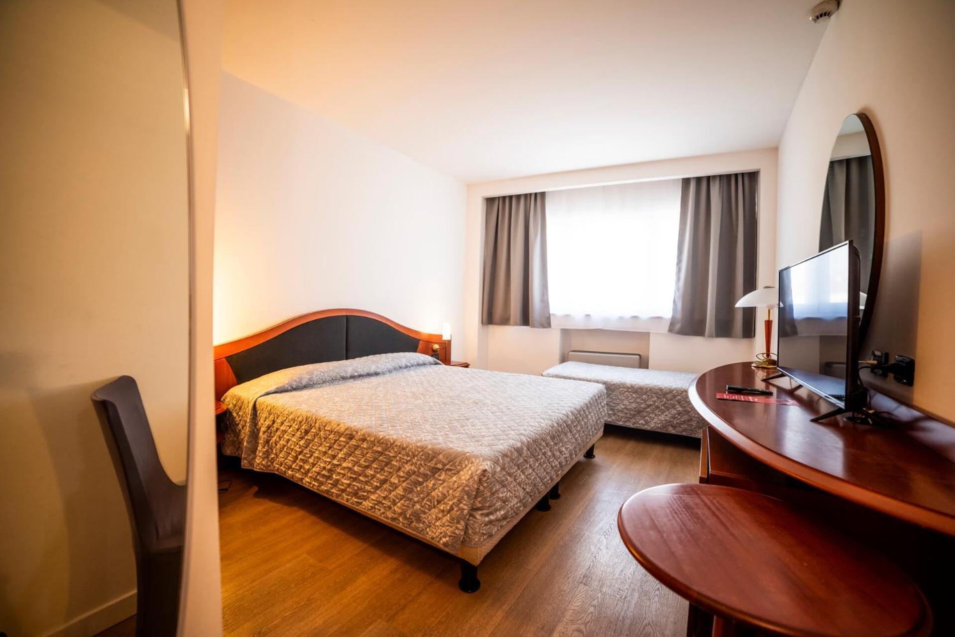 Hotel Donizetti Lallio Ngoại thất bức ảnh